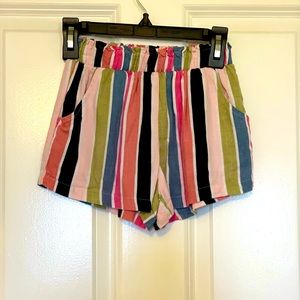 Girls Vintage Inspired Striped Shorts (6)